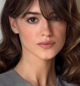 Los mejores cortes de pelo con flequillo tendencia esta primavera para un cambio de look favorecedor